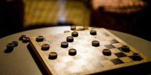 Cờ Đam Checkers – Kỹ thuật hạ gục đối thủ ngay ván đầu tiên